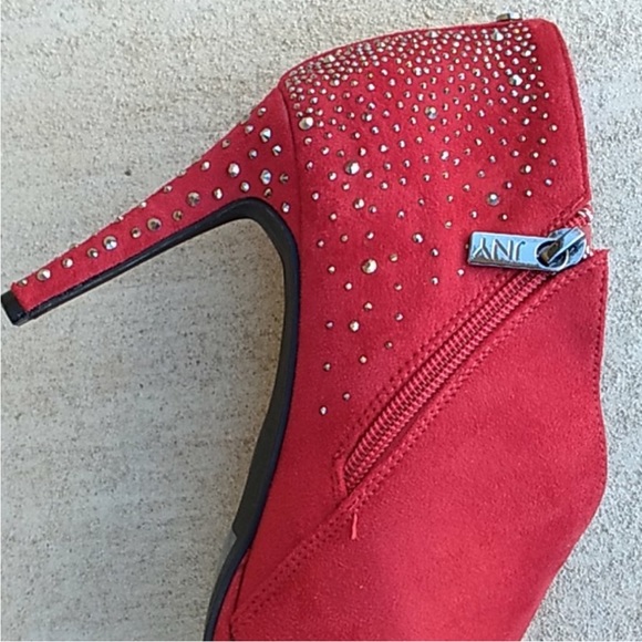 💗5 for $10💗 Jones New York Red Suede Studded Ankle Booties - Picture 4 of 12